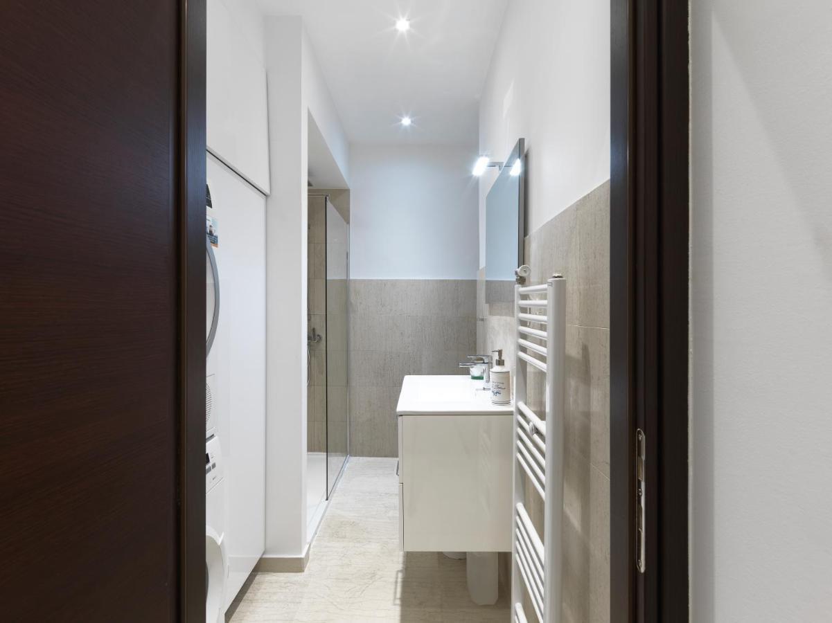 Newly Renovated Apartment In The Heart Of Atina Dış mekan fotoğraf